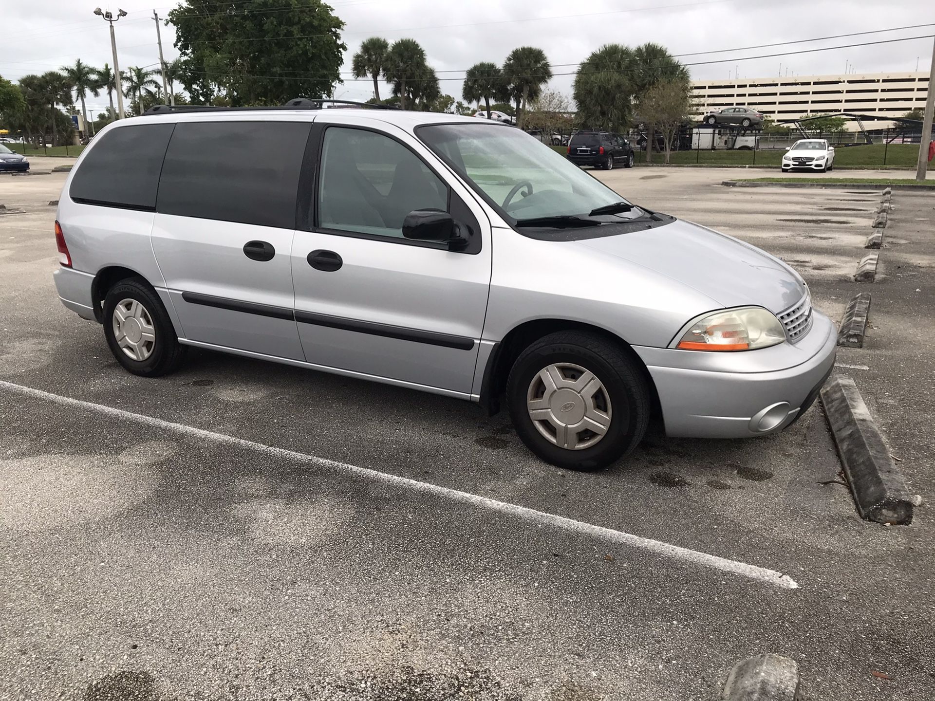 2002 Ford Windstar