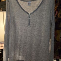 Ladies Medium Stars Above Long Sleeve Tee