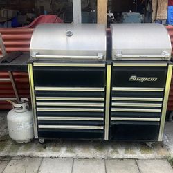 Snap-On BBQ gril / refrigerator.
