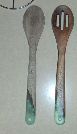 Wood dish