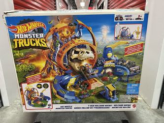 Hot Wheels Monster Trucks T-Rex Volcano Arena