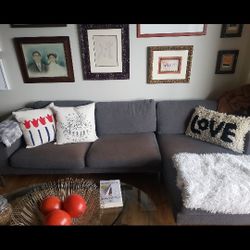 Design Within Reach (DWR)  Sofa – Good Condition