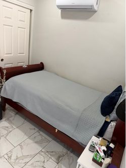 Twin bed