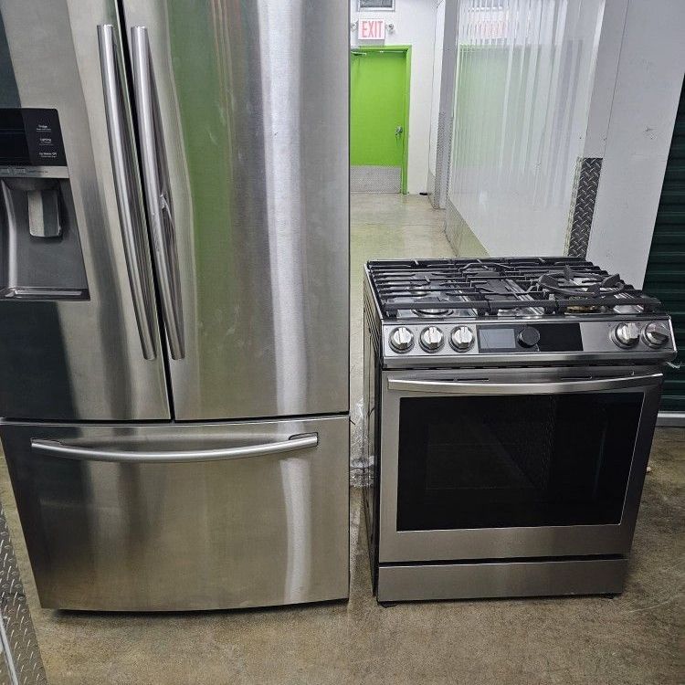 Samsung Sets  Great Condition  Warranty Water And Ice Maker$1799..free Microwave  Warranty 