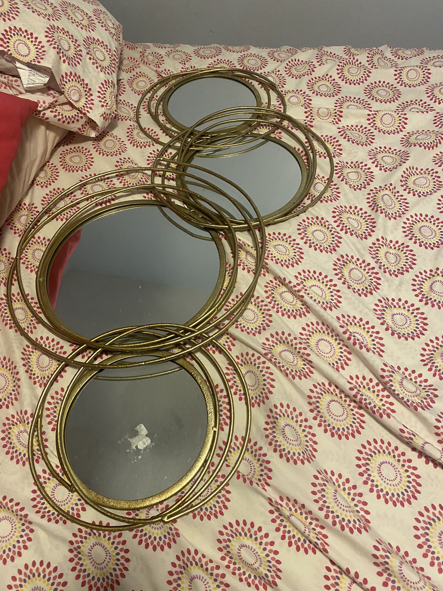 4 swirl mirror, barely used , gold tone