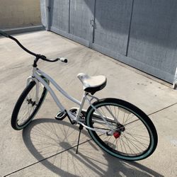 HUFFY CRUISER BIKE