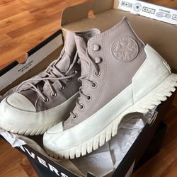 Converse, Lugged Winter 2.0, Hummus, Size 7.5 / 5.5