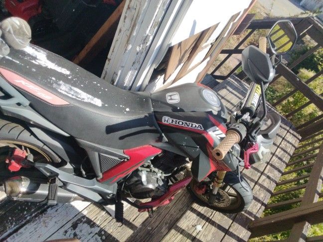 Clean Bike Just Need A New Oil Change And Need To Put The Stater Wires Back On Looking For 3k Honda Kp Mini 150