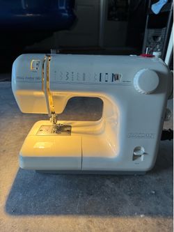 Riccar sewing machine  model R950