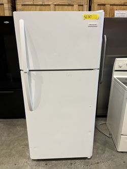 Frigidaire Top And Bottom White Refrigerator