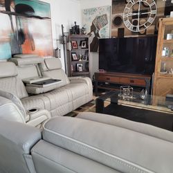 Leather Reclining Sofa and Loveseat