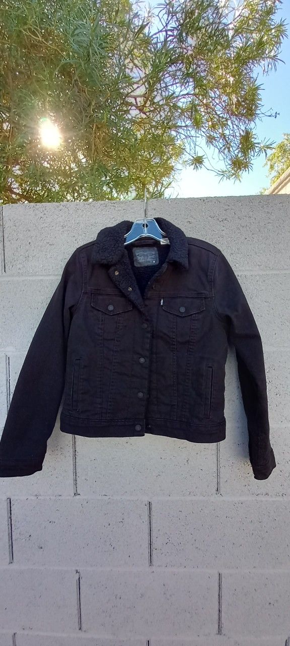 Big Kids Boys Levi Strauss Black Denim Sherpa Lined Warm Coat Truckers Jean Jacket Size Medium 10 12 Very Nice Condition