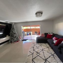 Sectional Sofa with ottoman 