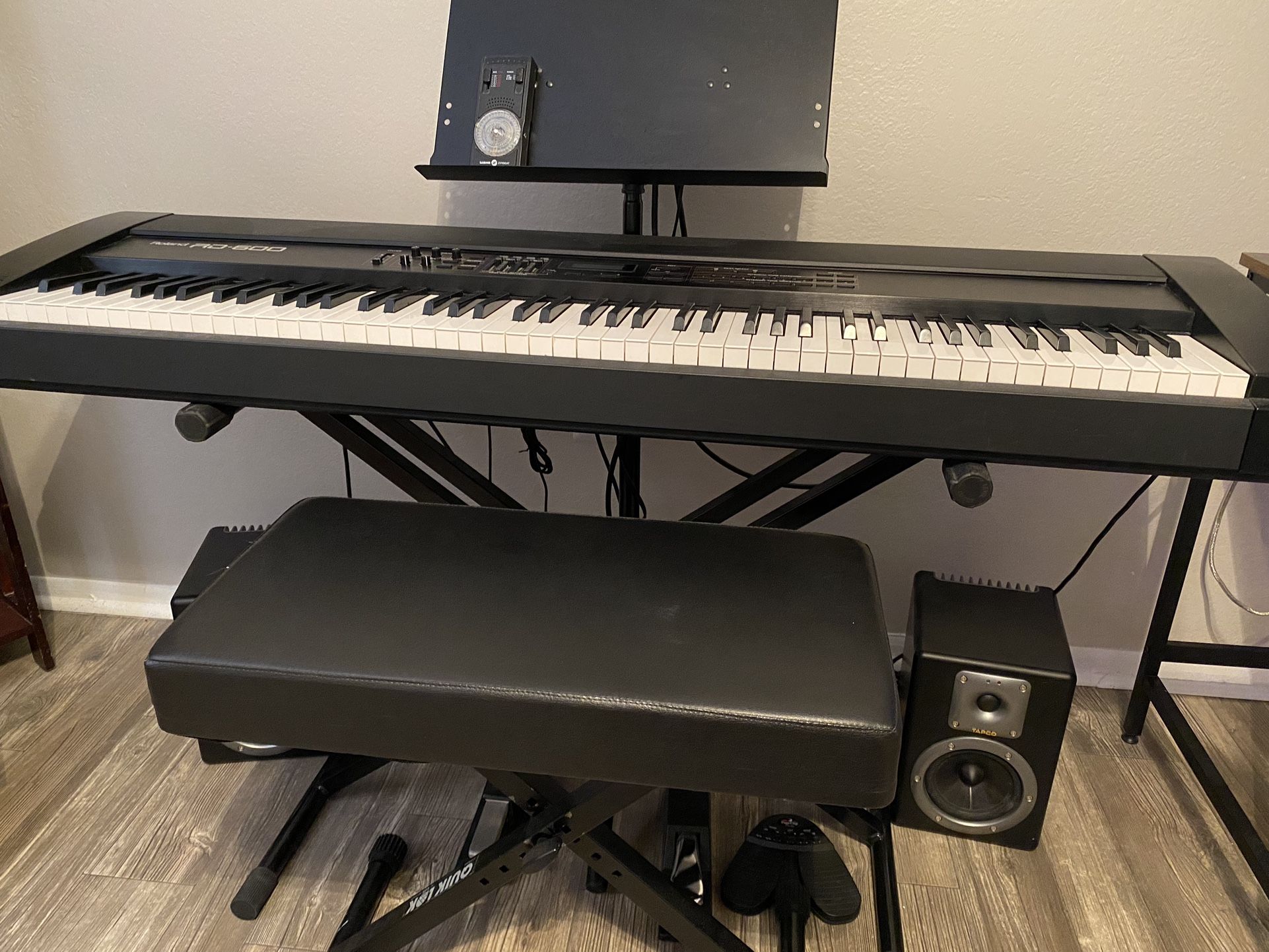 Roland RD-600