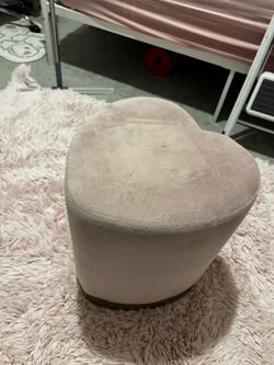 hello kitty stool