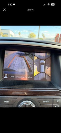 Infiniti OEM Navigation & Backup Camera Display
