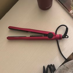 Hot Pink Straightener