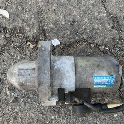 Stater 2004 Honda Accord 4 Cilinders