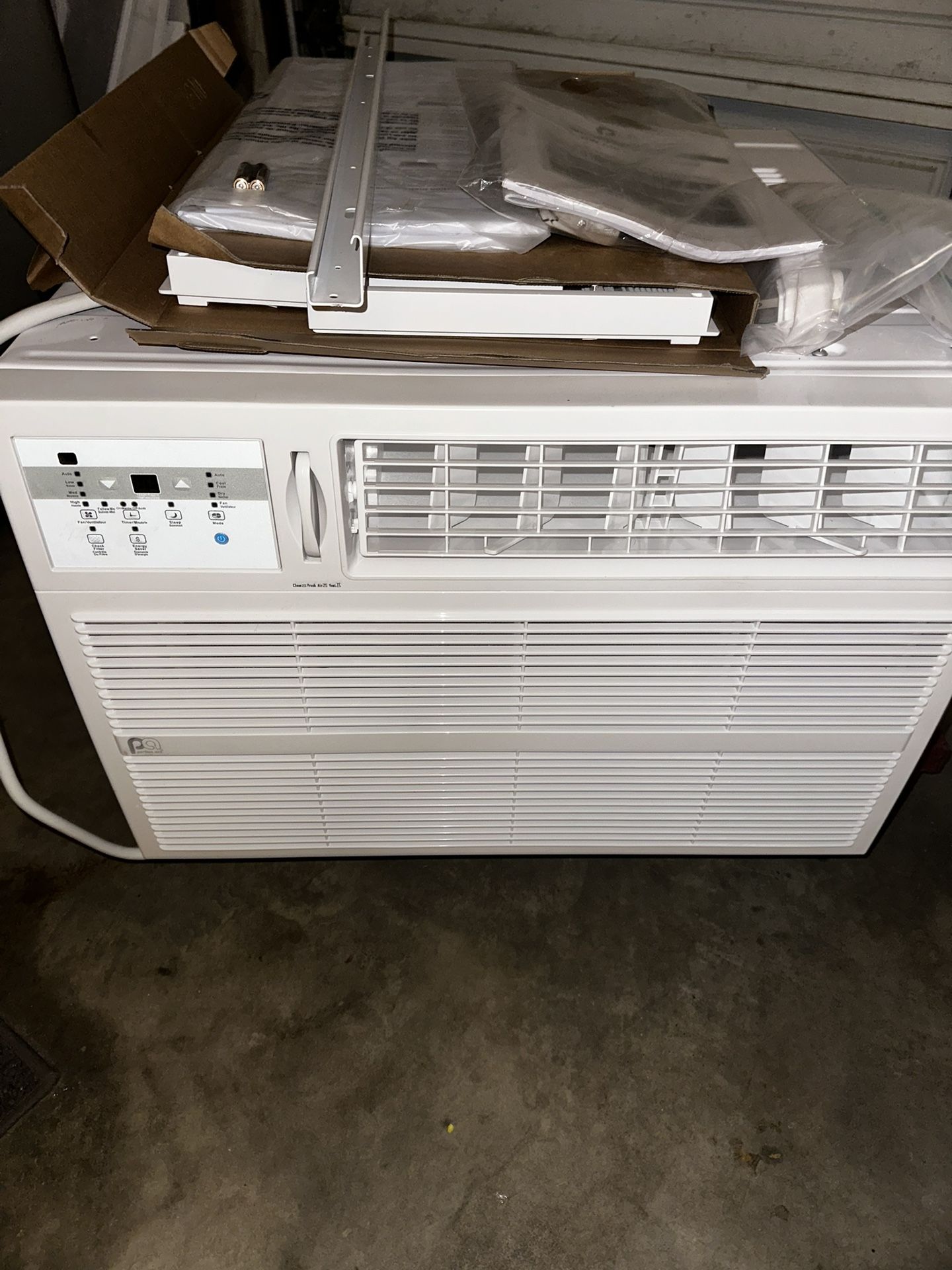 Window Mount AC Unit