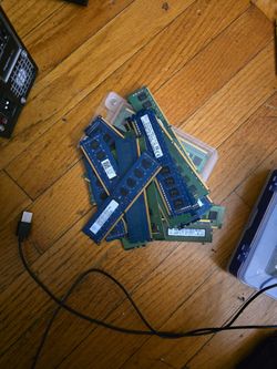 Large Lot Of 4gb RAM Sticks