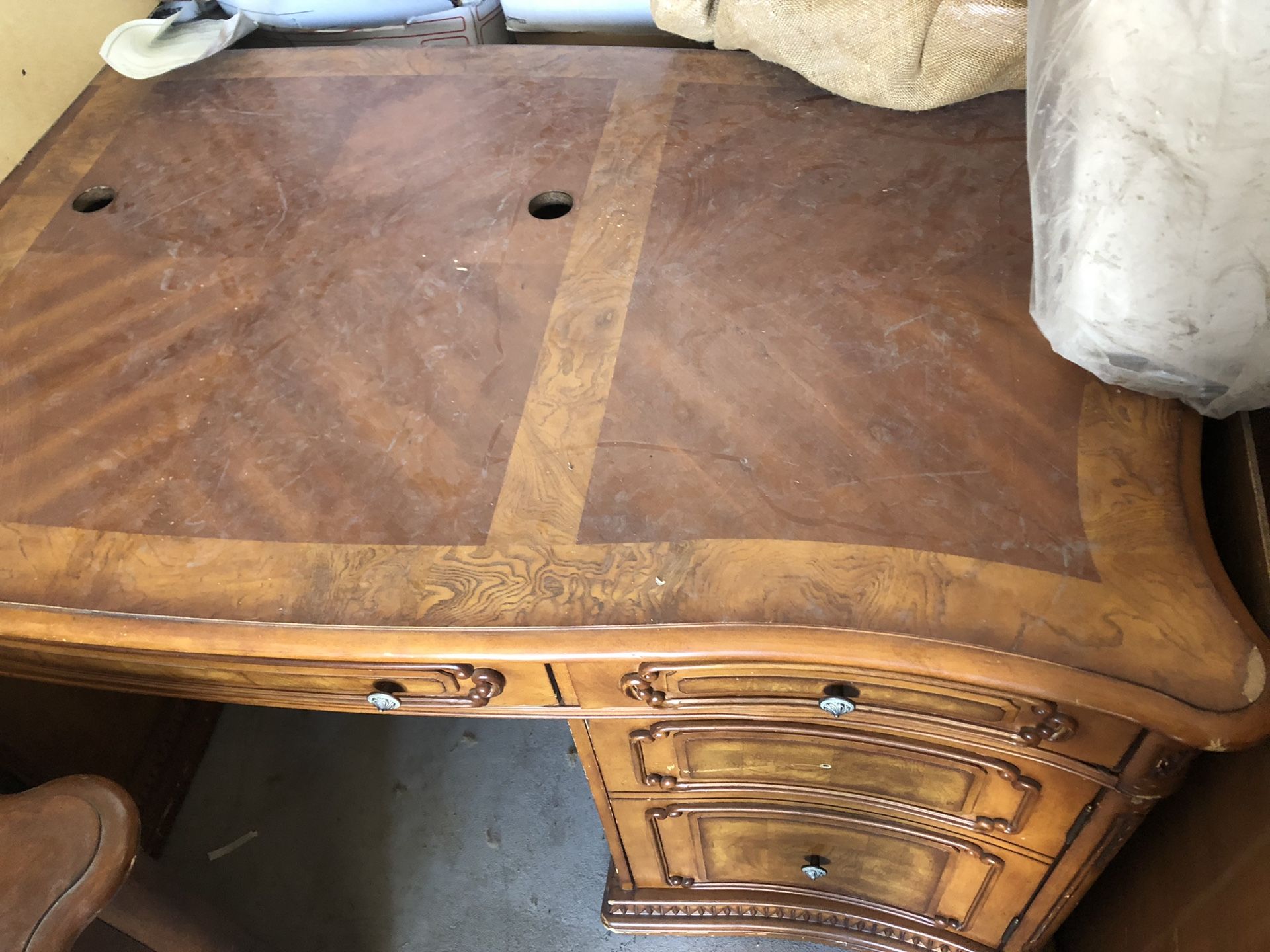 Free desk