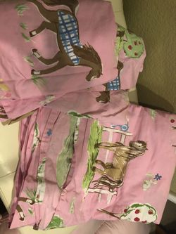 Full size duvet cover with standard shams