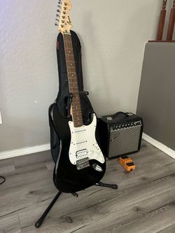 Fender Stratocaster, Distortion Pedal and 70w Amp