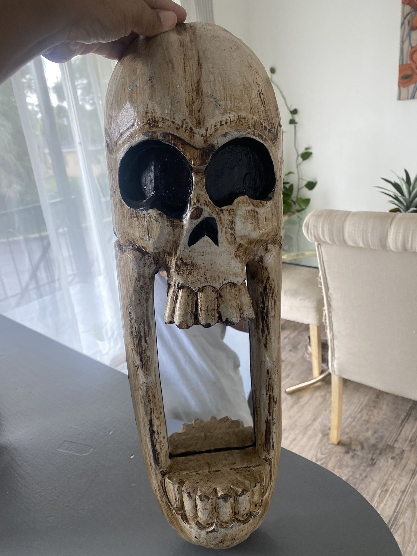 Halloween skull decoration