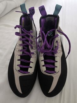 ADIDAS climbing Shoe (Grand Stone 5.10)