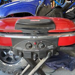 Coleman Roadtrip Portable Tailgate Grill - Propane