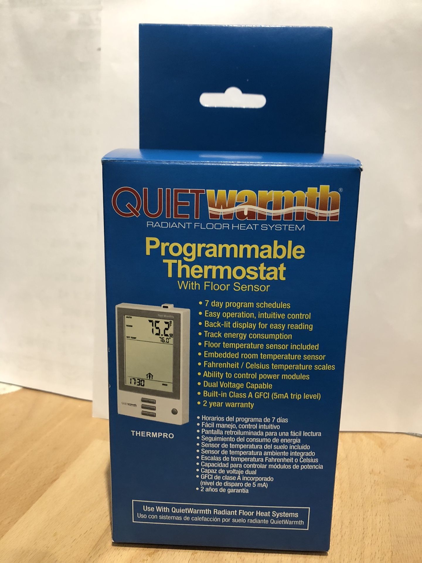 NEW QuietWarmth  Dual-voltage Programmable thermostat