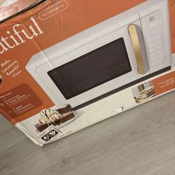Brand New Microwave In Box 