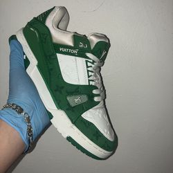 Designer shoe (NO BOX, NO DUST COVER)