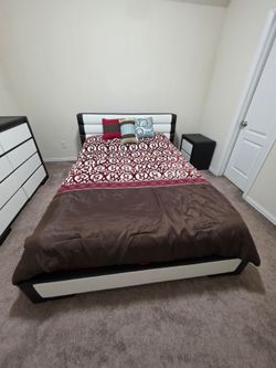 Queen Bed