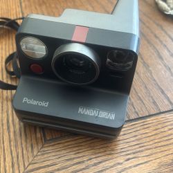 Mandalorian- Polaroid Camera