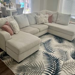 White Sectional Couch 