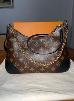 Beautiful LV  purse