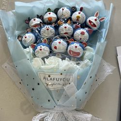 Doraemon Jingle Cat doll birthday gift bouquet