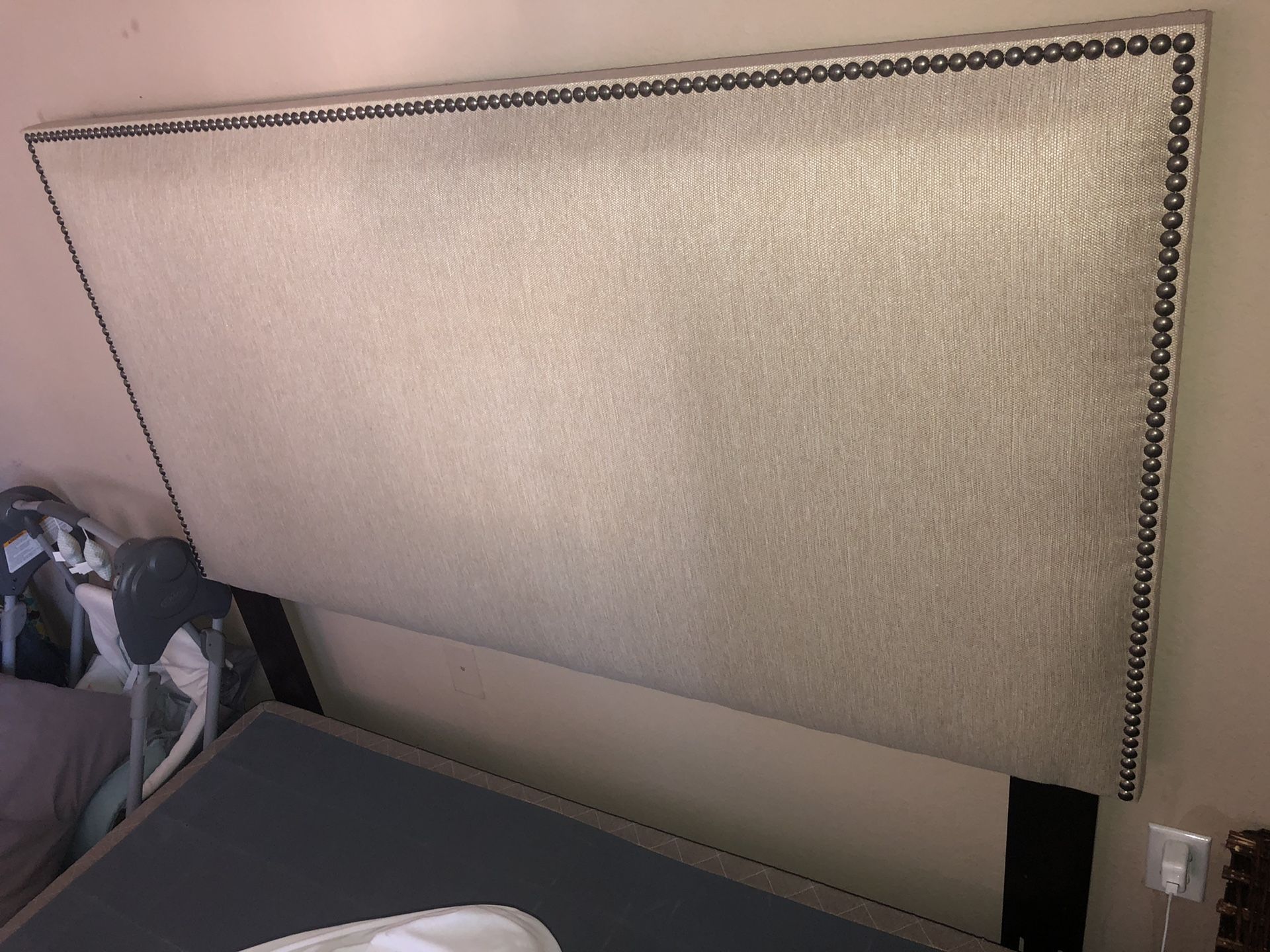 Queen/Full Headboard for Sale in Fort Lauderdale, FL OfferUp