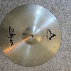 18" Zildjian A Med Thin Crash Perfect Like New Condition 