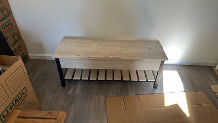 Shoe bench