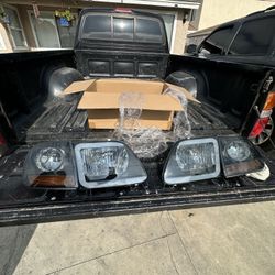 97-04 F150, Or Expedition Smoked LED Tube Headlights & Corner Parking Lights