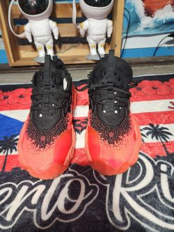 Adidas Trae Young 3 Solar Red