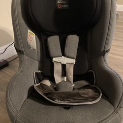 Peg Perego Car Seat