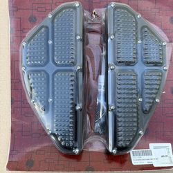 Roland Sands Traction Passenger Floorboards