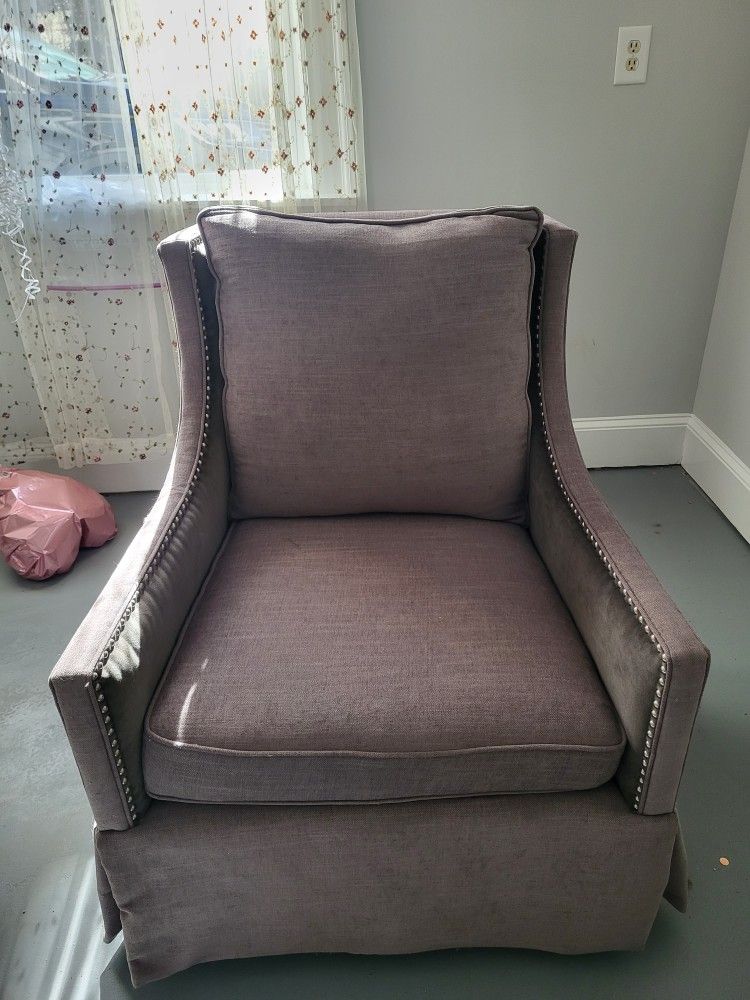 Nice Chair for Sale in Lilburn, GA OfferUp