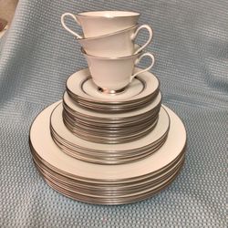 Oxford (Div. of Lenox) Bone China — Lexington Pattern 