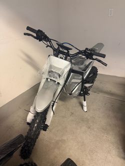 BRAND NEW 60v 5500W Sykeruns x7 electric Dirt Bike 60MPH E-Bike