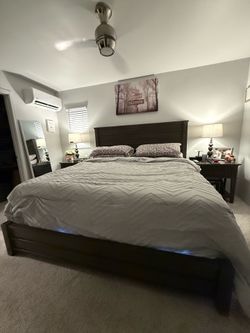 King Bedroom Set (No Mattress)