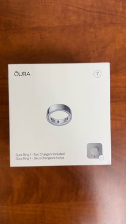 Oura Ring 4 Silver – Size 7 – Costco Exclusive Bundle Additional Charger